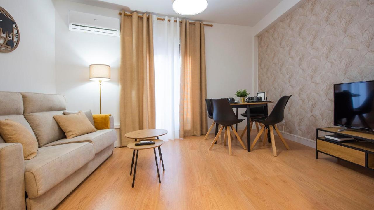 El Sueno De Carmelitas Con Parking Incluido - Apartamentos Aloha 托萊多 外观 照片
