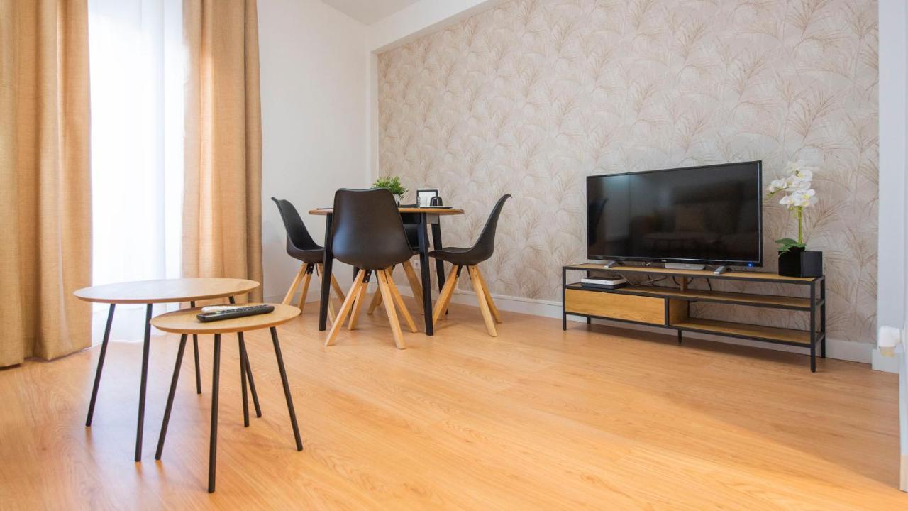 El Sueno De Carmelitas Con Parking Incluido - Apartamentos Aloha 托萊多 外观 照片