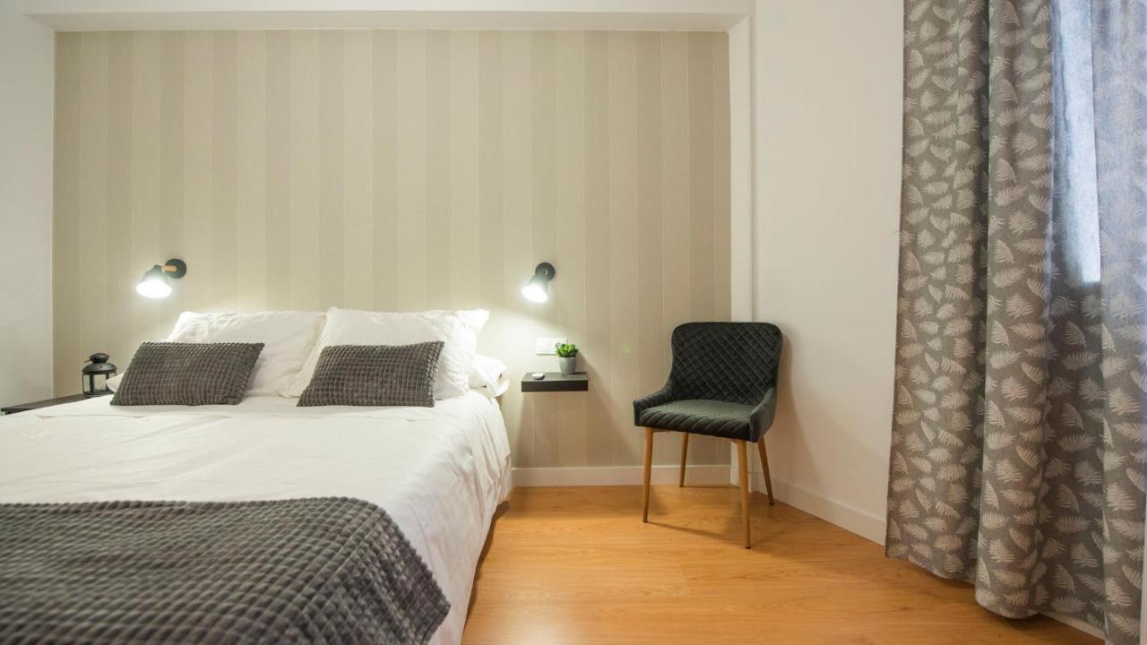 El Sueno De Carmelitas Con Parking Incluido - Apartamentos Aloha 托萊多 外观 照片